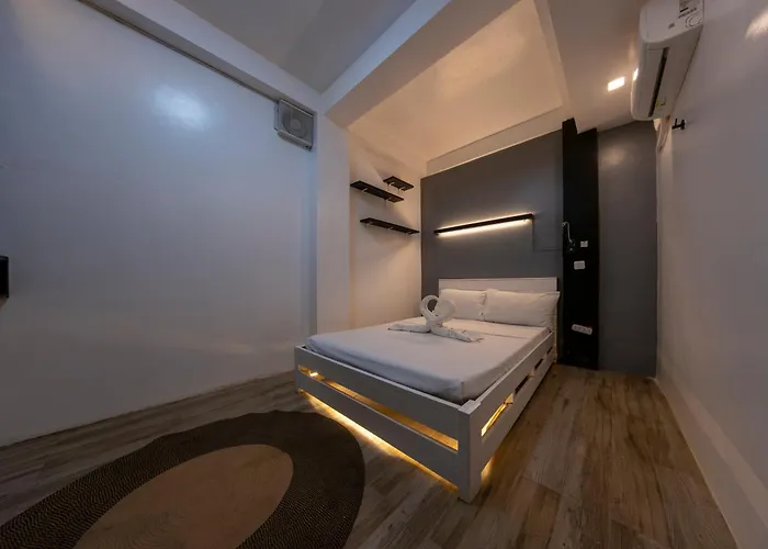 Sip Sunset Hostel And Lounge El Nido